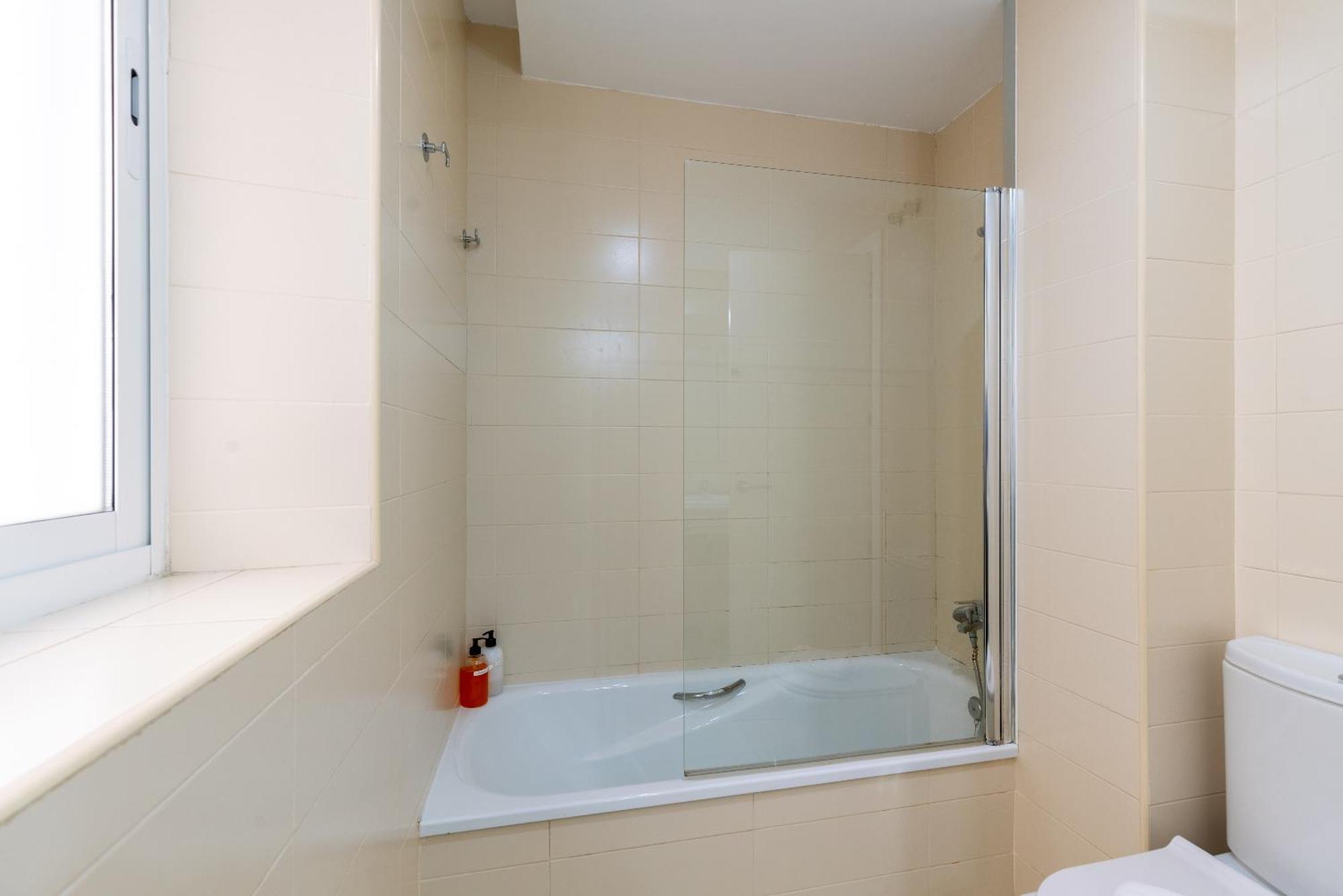 Veoapartment Alhondiga Primero เซบีญา ภายนอก รูปภาพ